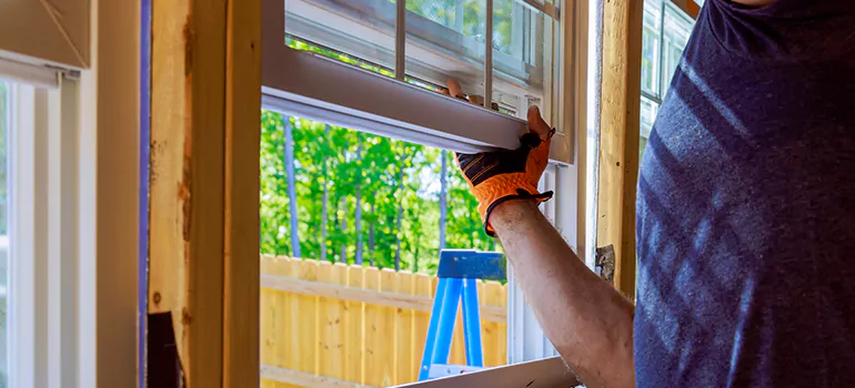 >Bay Window Curtain Rail Track in Coral Springs, FL